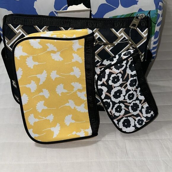 DVF x Target Black Gold WhiteāVintage Weave Ginkgo Poppy 3 pack Travel Pouches - Picture 13 of 14